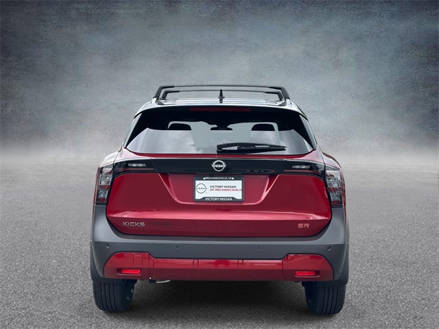 2025 Nissan Kicks SR photo 3