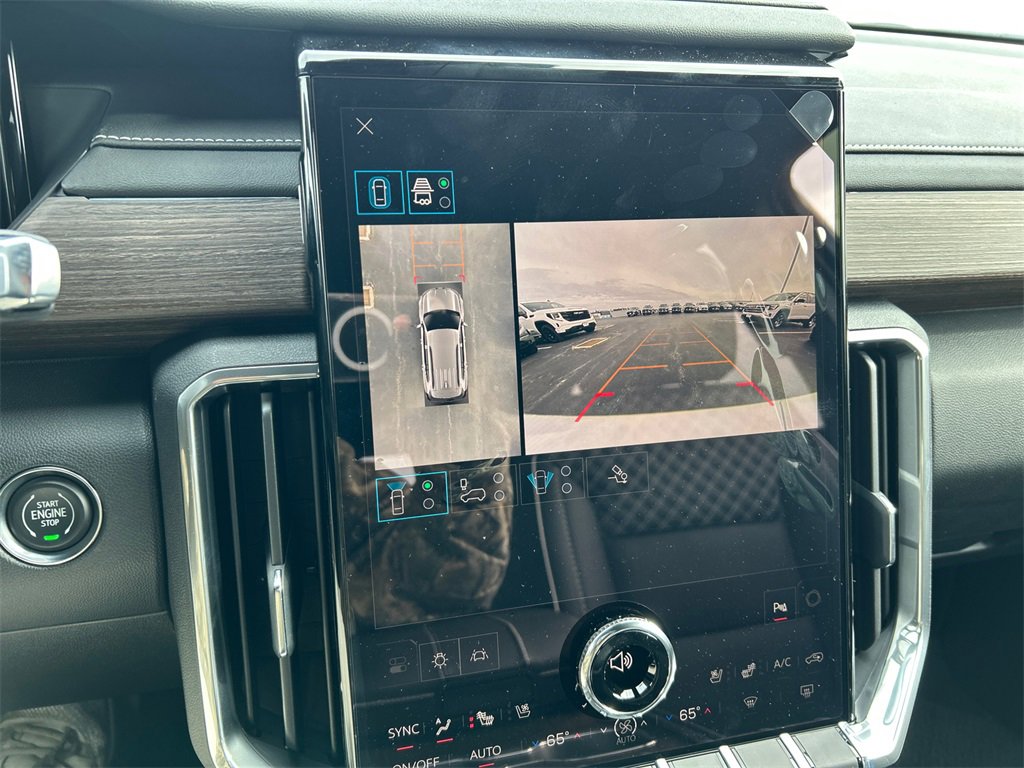 2026 GMC ACADIA - Image 23