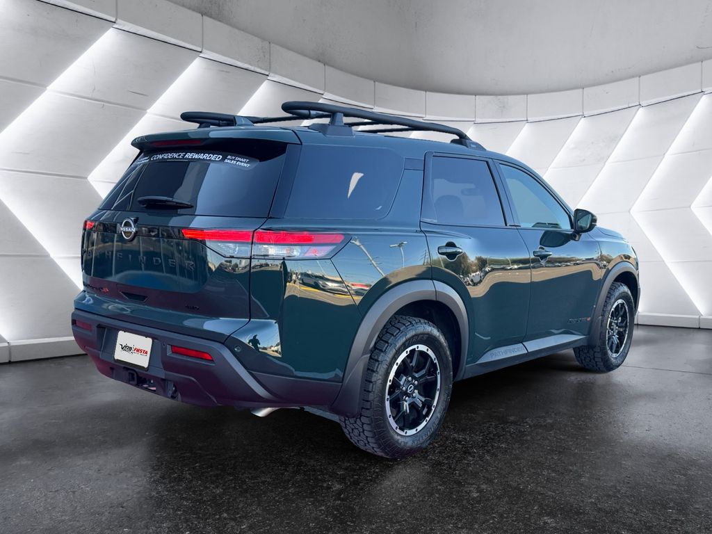 2025 Nissan Pathfinder Rock Creek photo 4