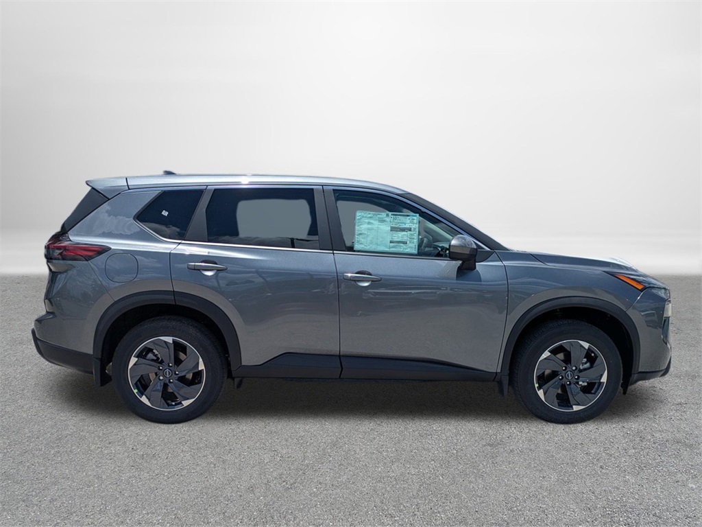 2025 Nissan Rogue SV photo 2