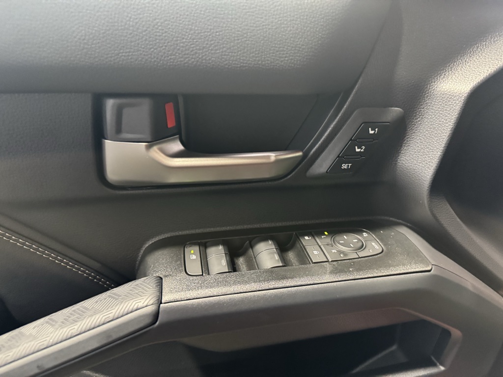 2025 Toyota 4Runner photo 34