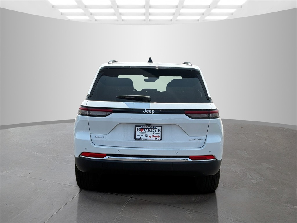 2025 Jeep Grand Cherokee Limited photo 4