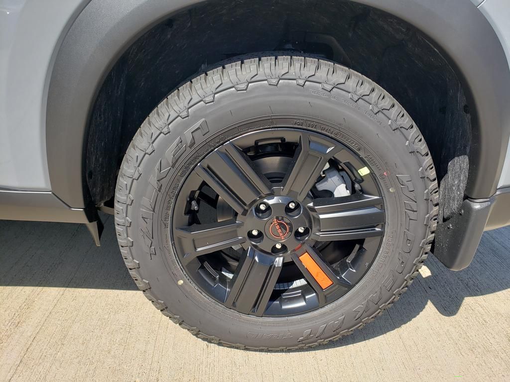 2026 Nissan Rogue SV photo 12