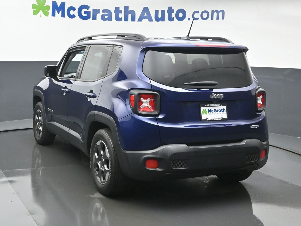2016 Jeep Renegade Latitude photo 18