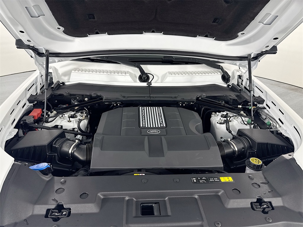 2025 Land Rover Defender 110 X-Dynamic SE photo 21