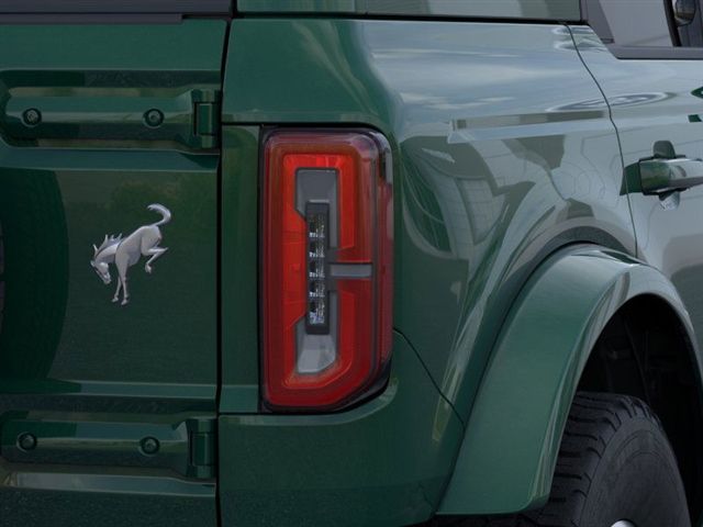 2025 Ford Bronco Outer Banks photo 23