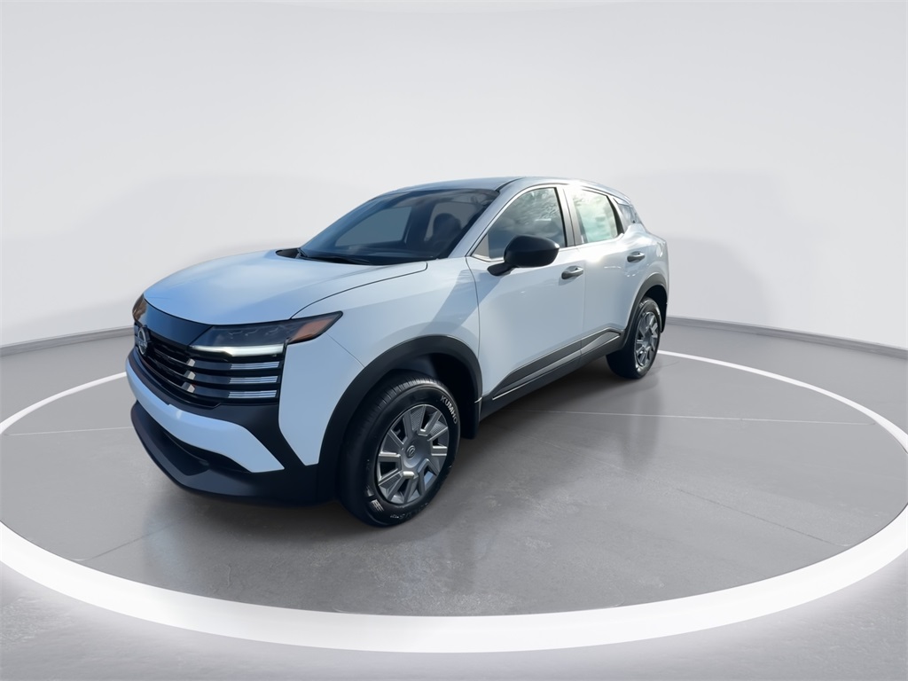 2026 Nissan Kicks S photo 4