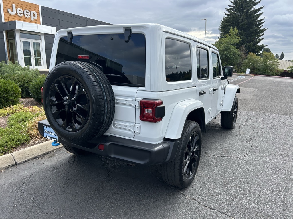 2024 Jeep Wrangler Sahara 4xe photo 6