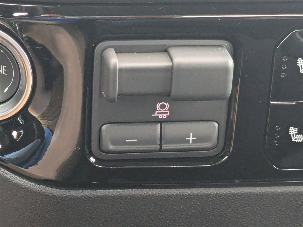 2026 Chevrolet Silverado 1500 LT photo 18