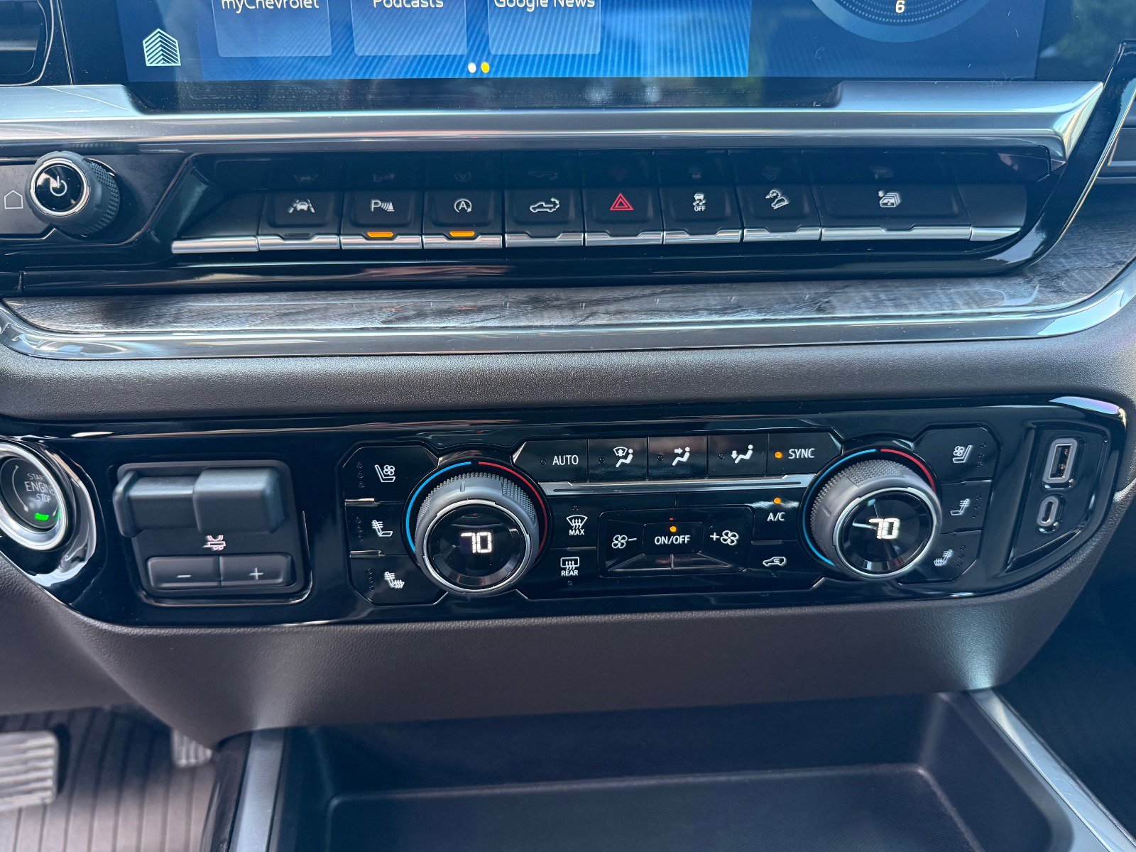 2023 Chevrolet Silverado 1500 LTZ photo 24