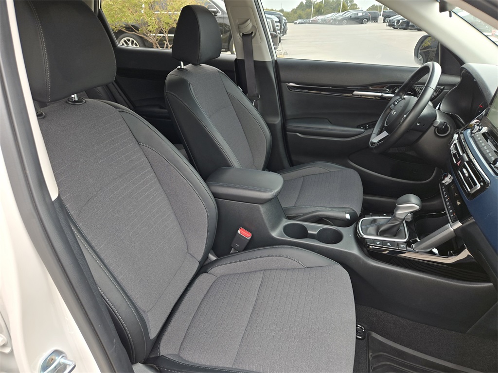 2023 Kia Seltos Nightfall Edition photo 22