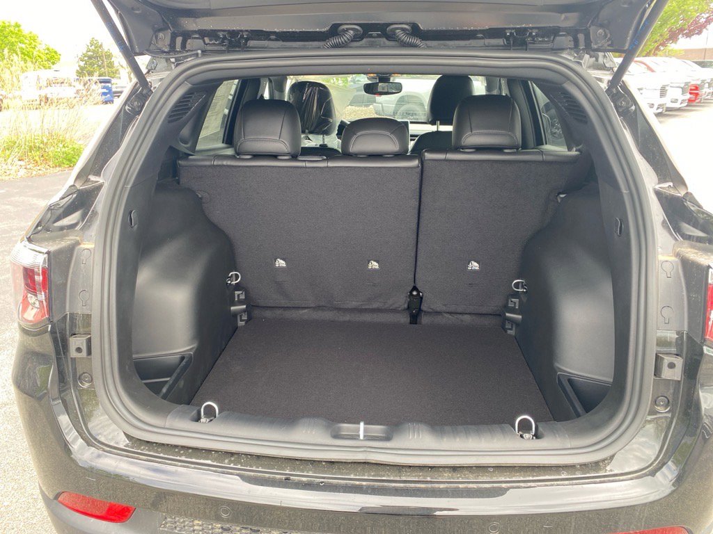 2025 Jeep Compass Limited photo 14