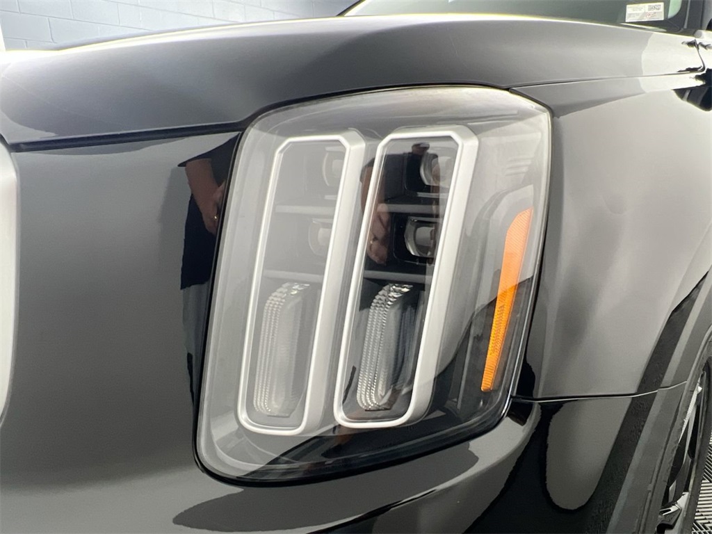 2025 Kia Telluride S photo 9