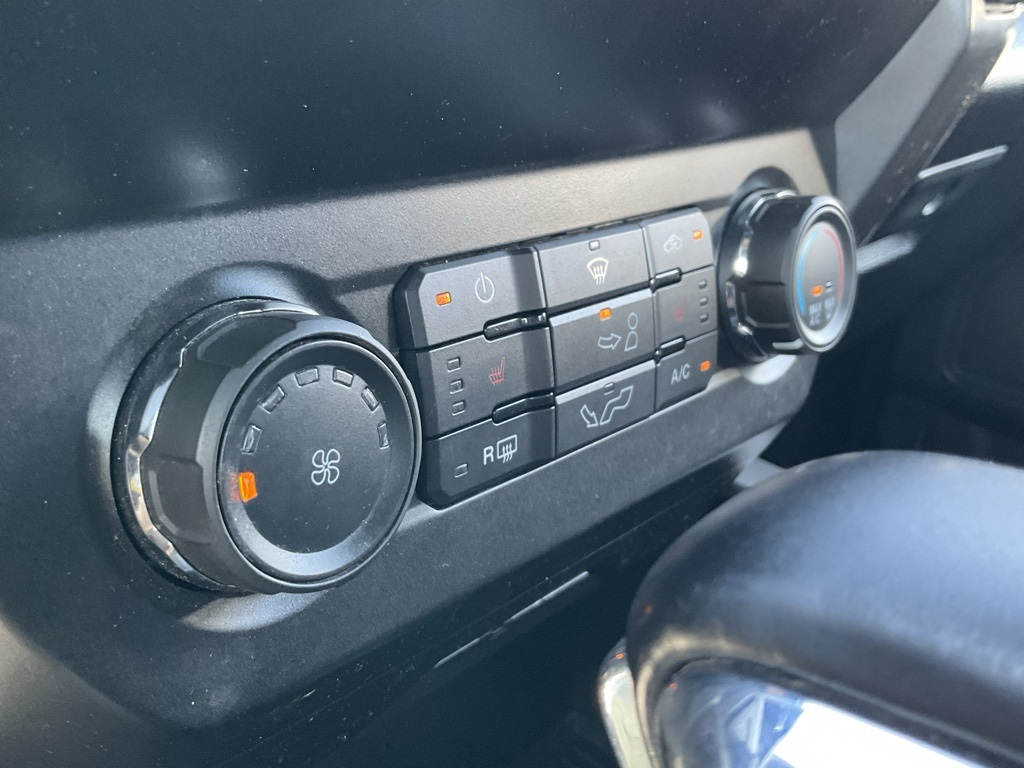 2019 Ford F-150 XLT photo 20