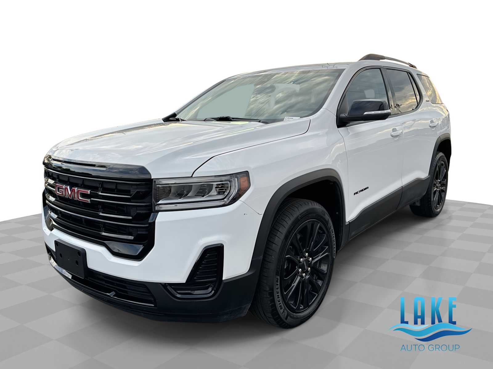 2023 GMC Acadia SLE's photo