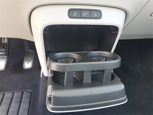 2025 Volkswagen ID. Buzz photo 18