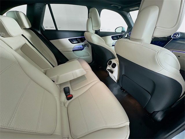 2026 Mercedes Benz GLC 300 photo 26