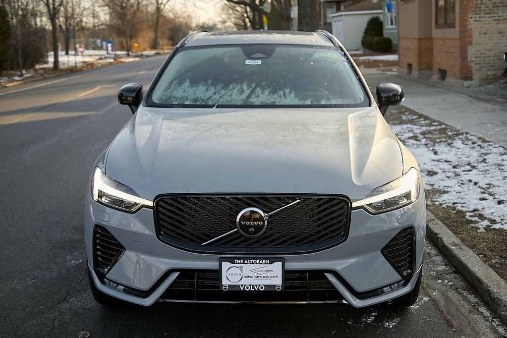 2026 VOLVO XC60 - Image 5