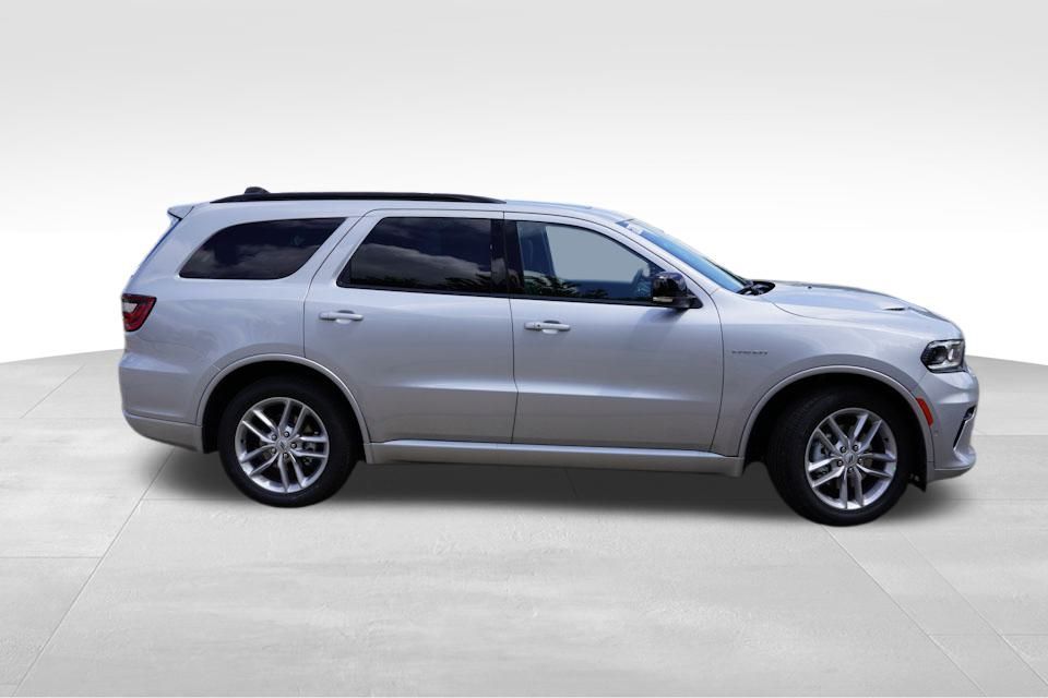 2025 Dodge Durango R/T Plus photo 2