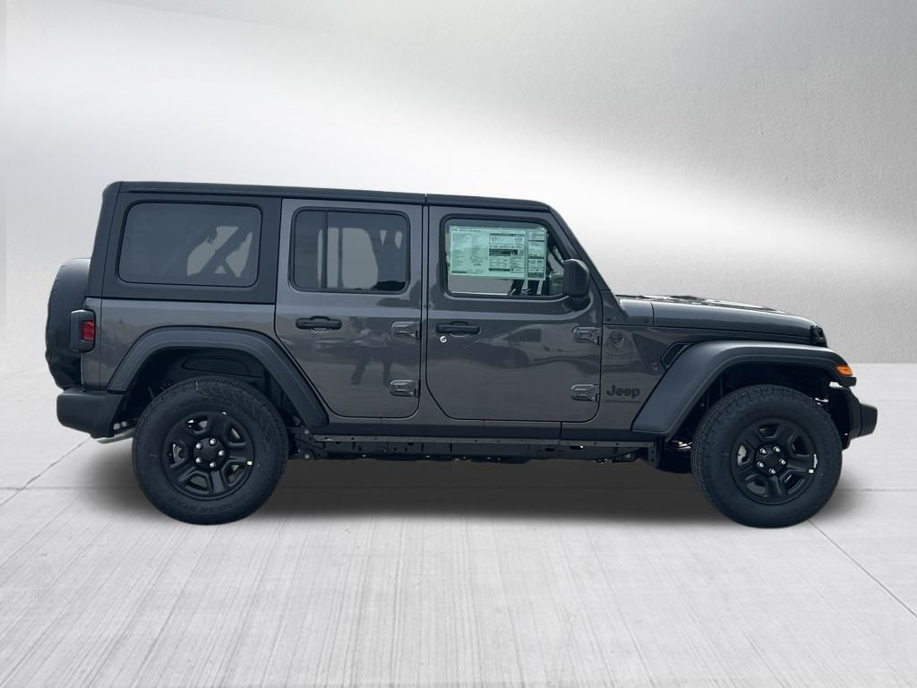2025 Jeep Wrangler Sport photo 3