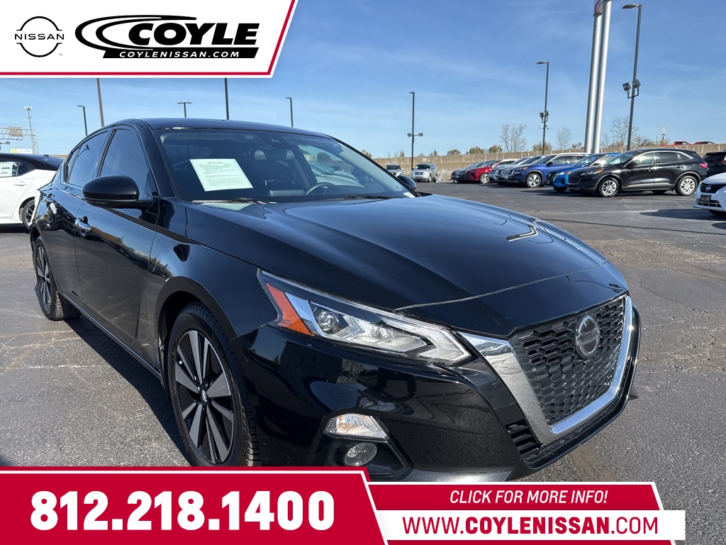 2022 Nissan Altima SL's photo