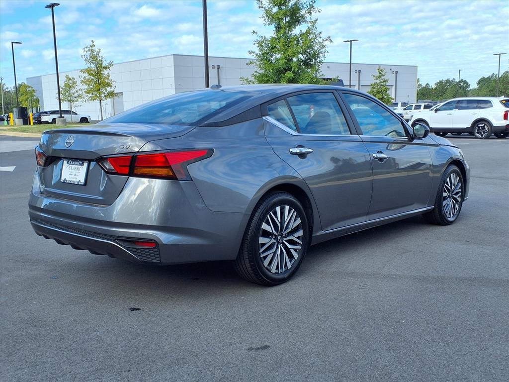 2024 Nissan Altima 2.5 SV photo 15