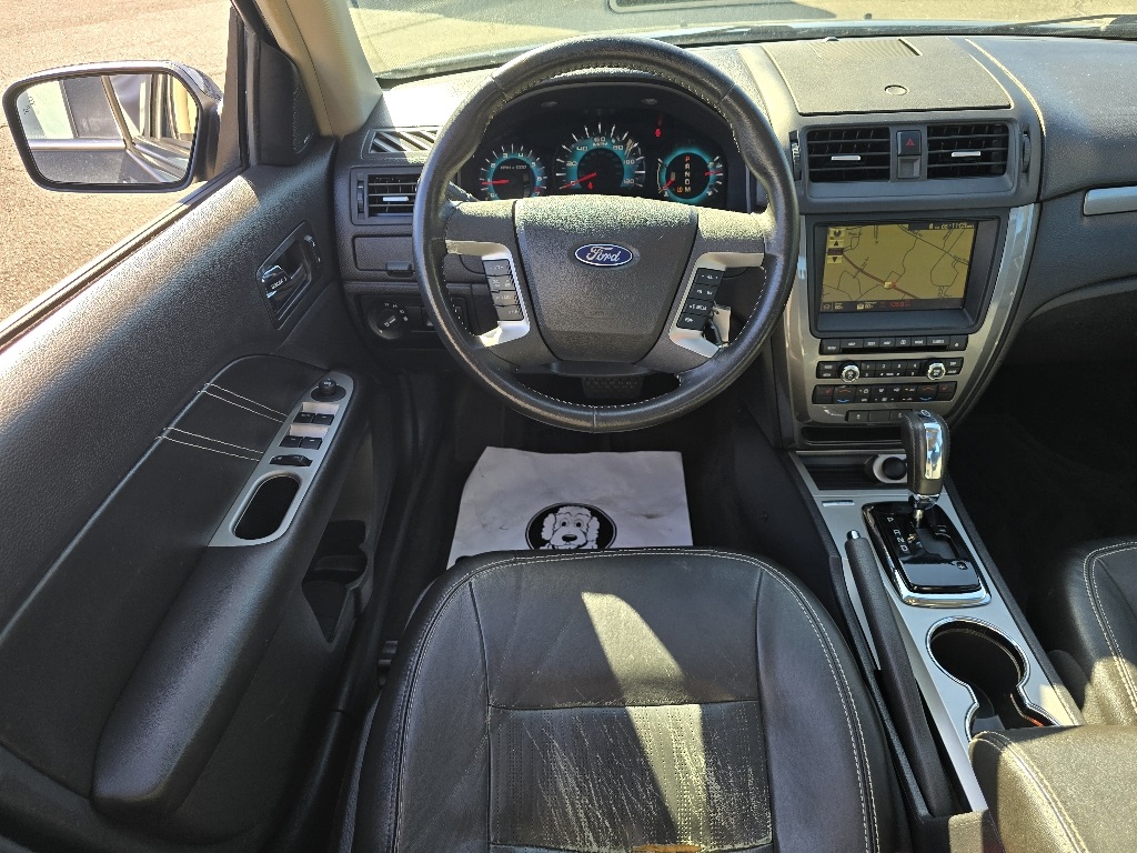 2010 Ford Fusion Sport photo 3