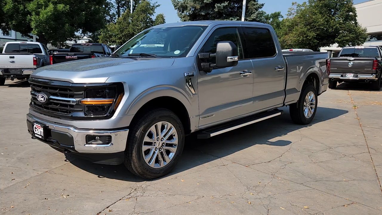 2025 Ford F-150 XLT photo 2