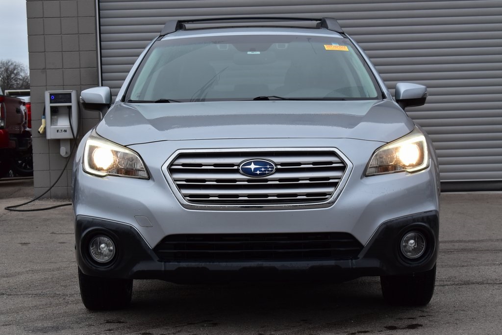 Used 2016 Subaru Outback Limited with VIN 4S4BSBNC0G3305715 for sale in Kansas City