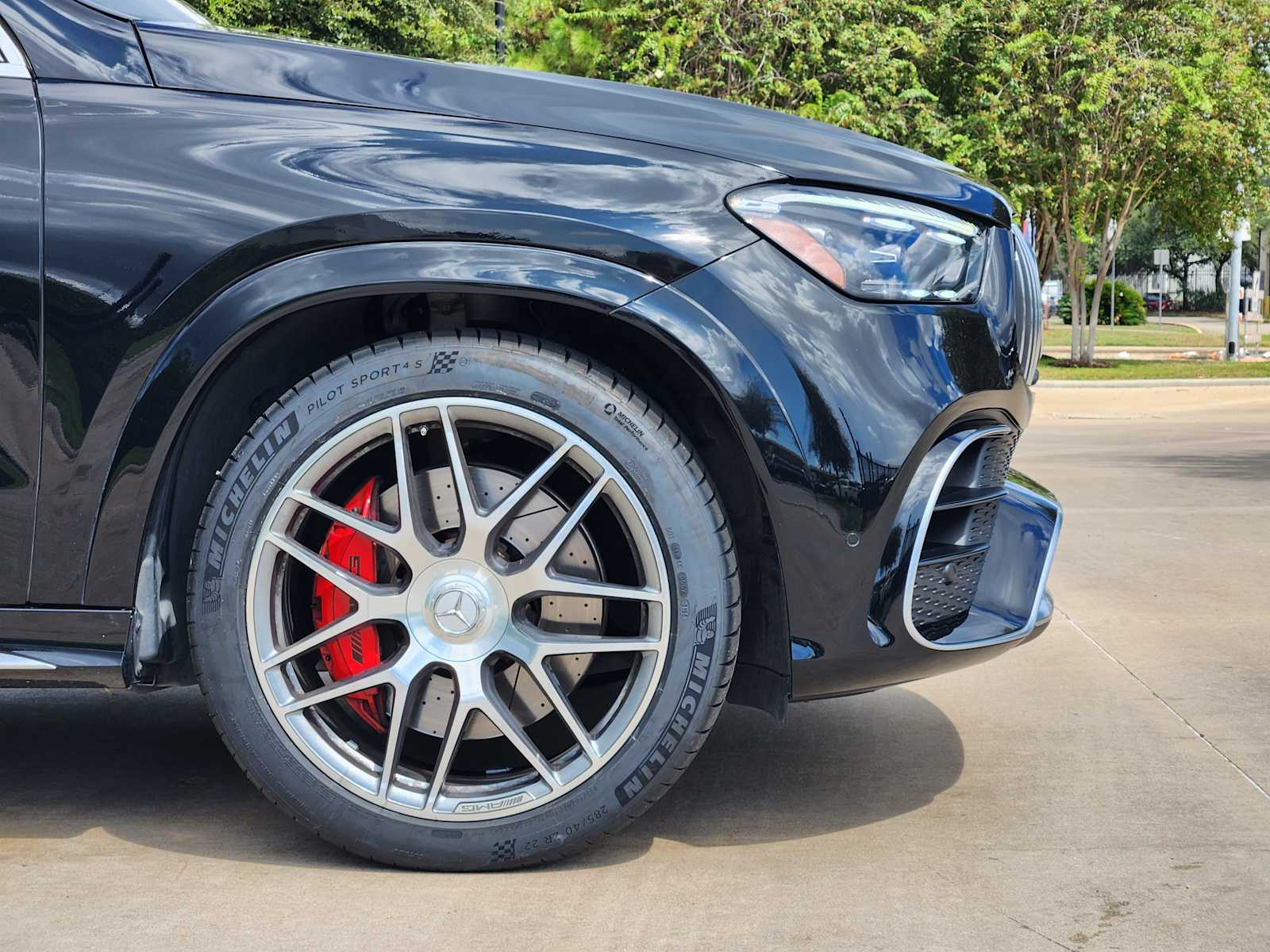 2024 Mercedes Benz GLE AMG 63 S photo 7