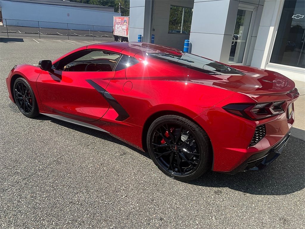 2026 Chevrolet Corvette Stingray 2LT photo 3