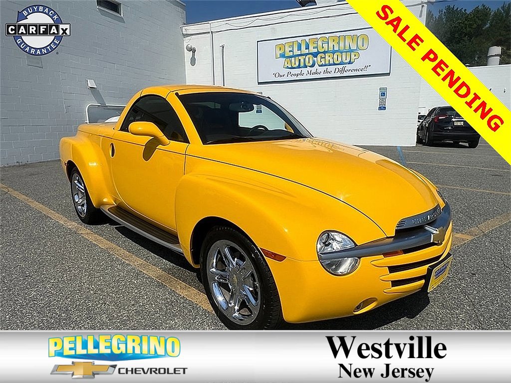 2005 Chevrolet SSR LS's photo