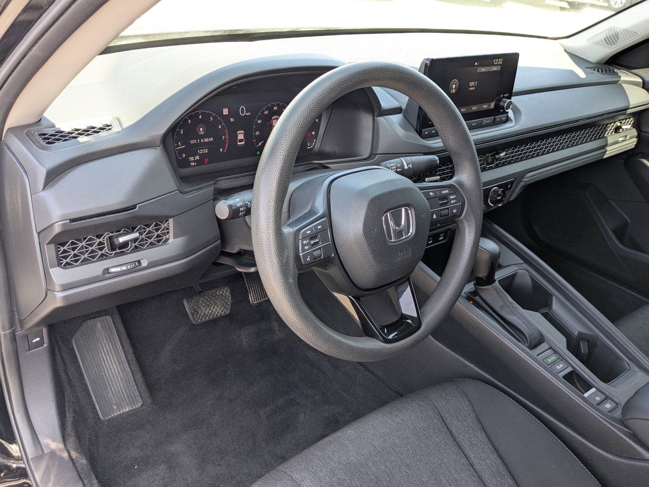 2023 Honda Accord 1.5T EX photo 10