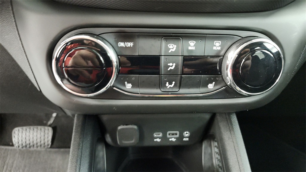 2023 Chevrolet Trailblazer LT photo 15
