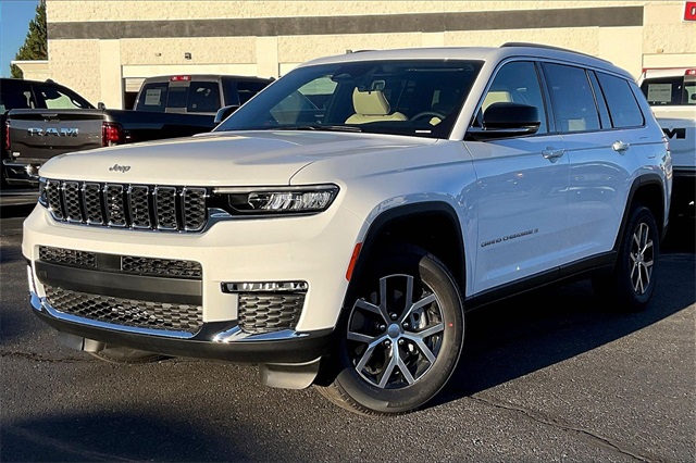 2025 Jeep Grand Cherokee L Limited's photo