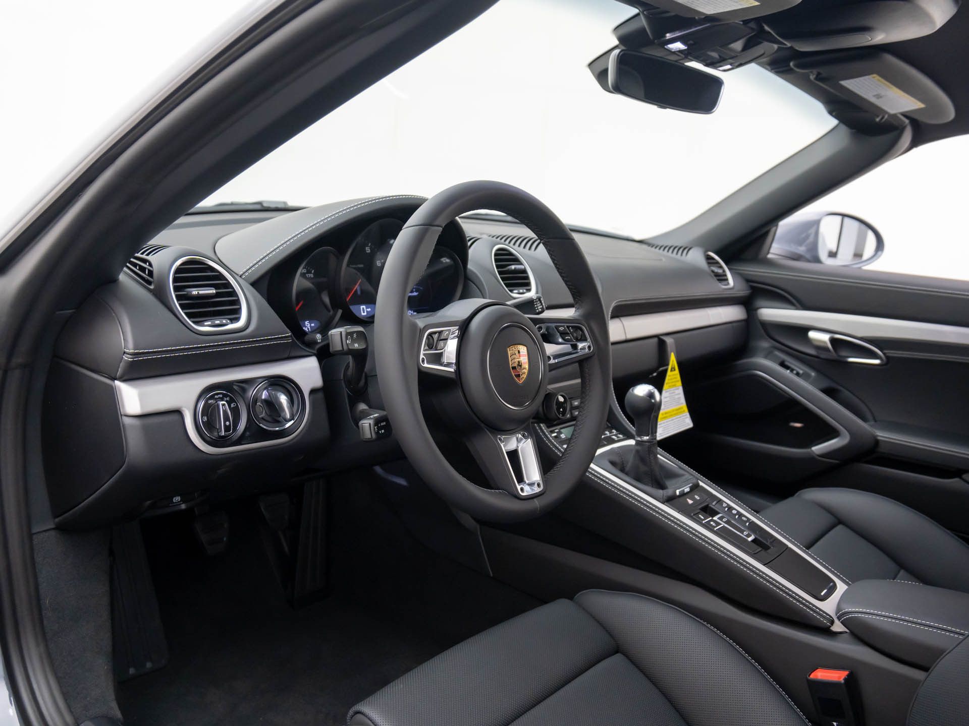 2025 Porsche Boxster Base photo 4