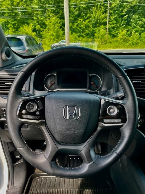 2022 Honda Pilot Touring photo 9