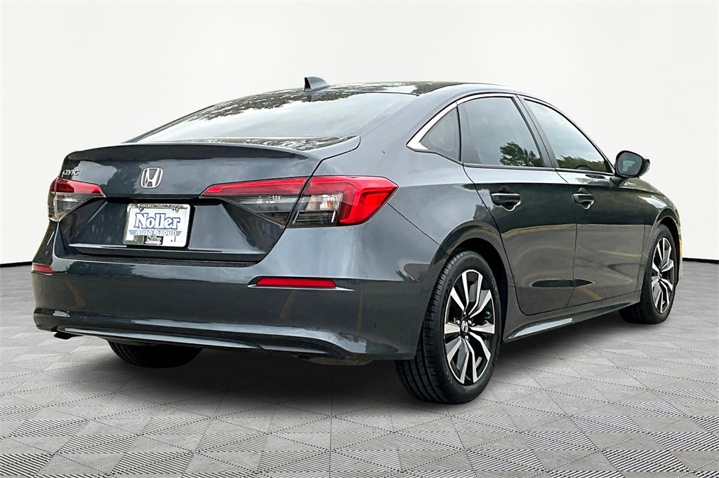 Used 2024 Honda Civic EX with VIN 2HGFE1F74RH330207 for sale in Kansas City