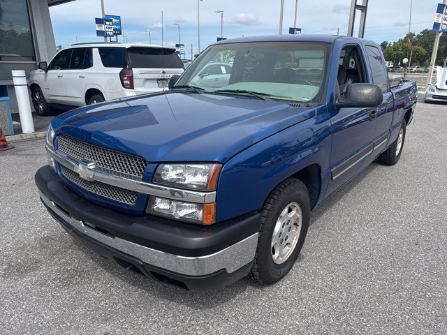 2003 Chevrolet Silverado 1500 LS photo 2