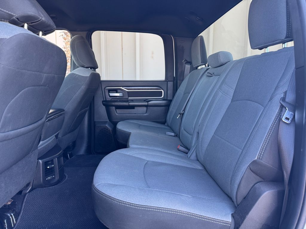2024 Ram 2500 Big Horn photo 18