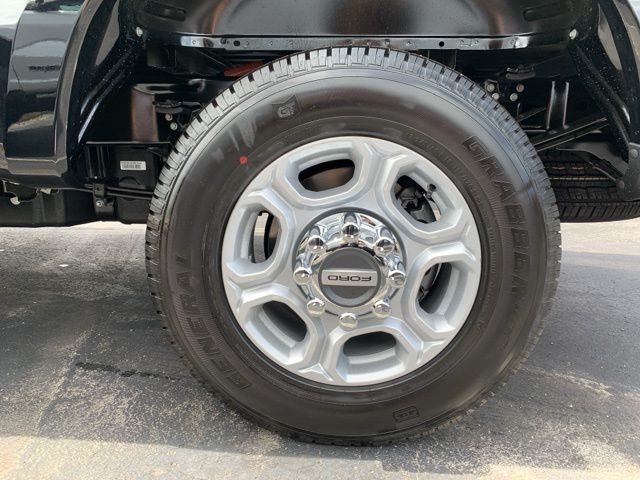 2026 Ford F-250 photo 11