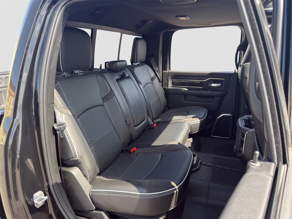 2025 Ram 2500 Laramie photo 19