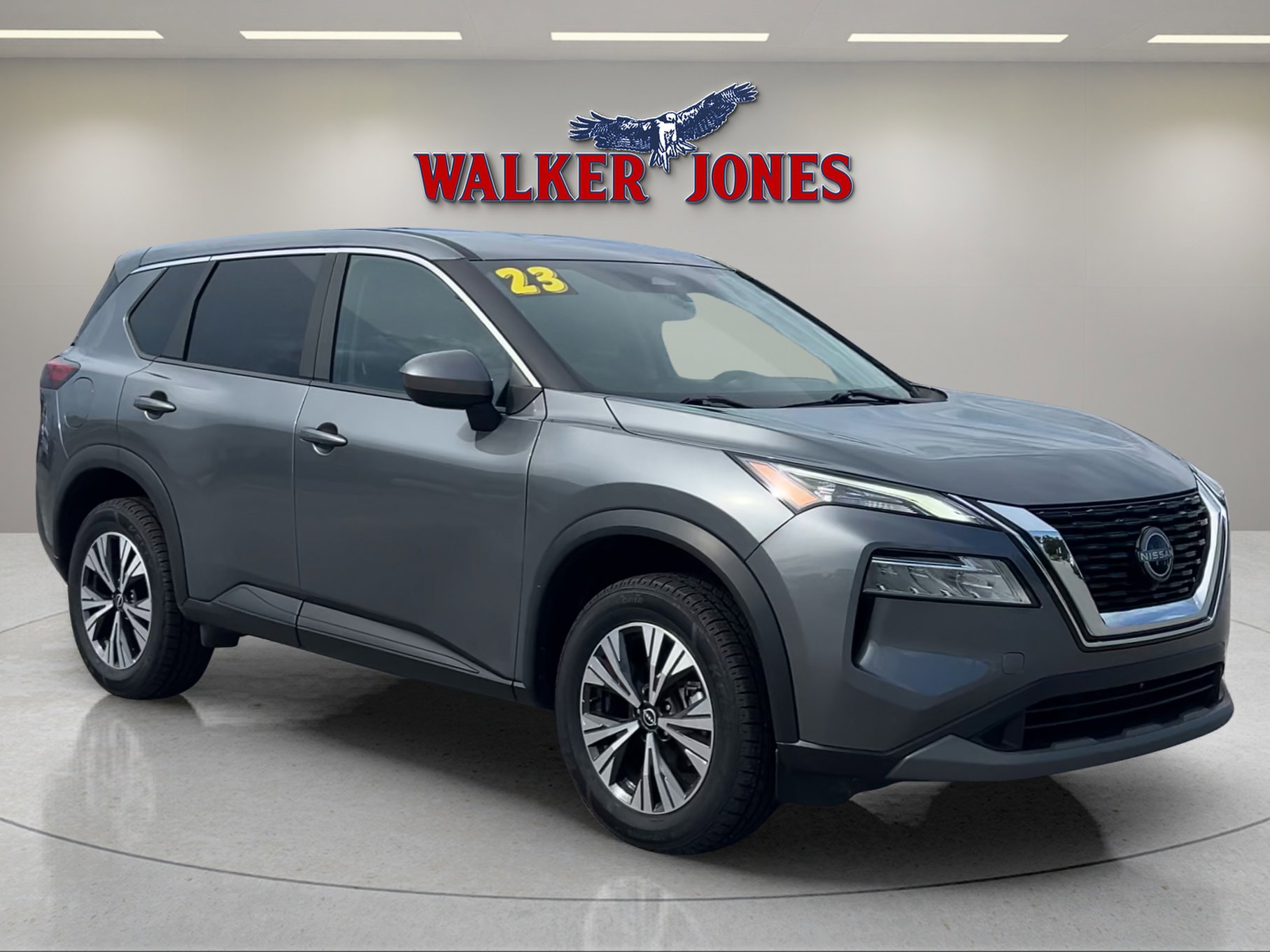 2023 Nissan Rogue SV's photo