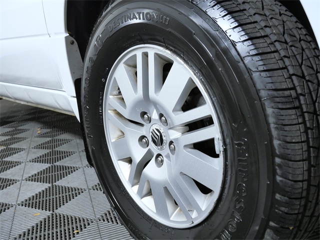 Used 2005 Mercury Mariner Luxury 4WD with VIN 4M2CU57165DJ02118 for sale in Apple Valley, Minnesota