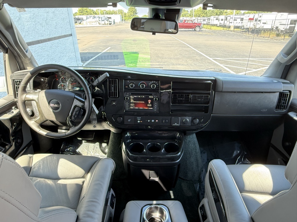 2020 Gmc Savana 2500 Cargo photo 2