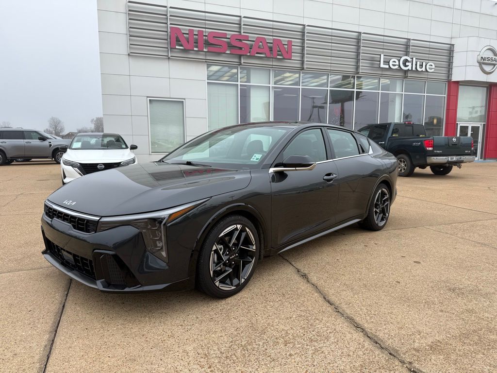 2025 Kia K4 GT-Line's photo