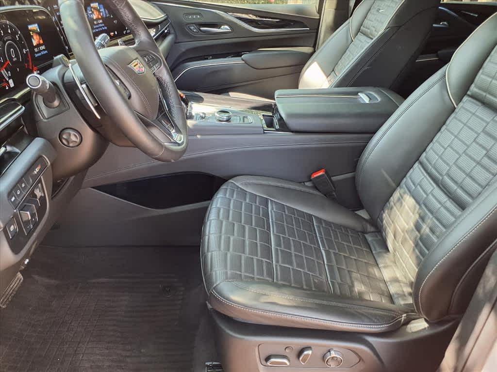 2024 Cadillac Escalade ESV V-Series photo 10