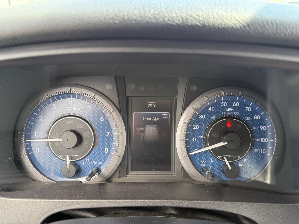 2020 Toyota Sienna LE photo 17