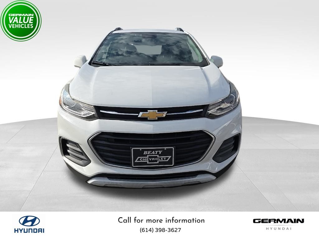 2017 Chevrolet Trax LT photo 2