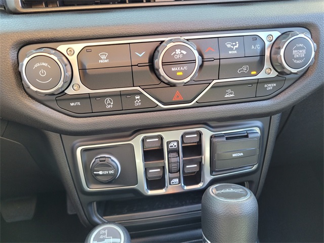 2025 Jeep Gladiator Sport photo 23